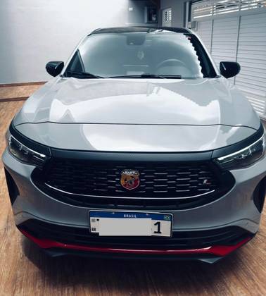 FIAT FASTBACK 1.3 TURBO 270 FLEX ABARTH AT6 FIAT FASTBACK 1.3 TURBO 270 FLEX ABARTH AT6